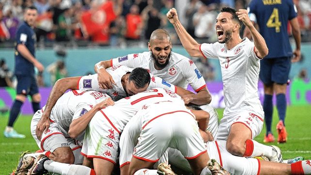 Túnez se dio el gusto de despedirse del Mundial de Qatar con una victoria ante Francia