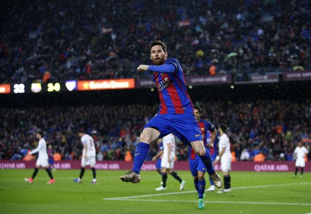 Messi convirtió dos goles y lideró el show de Barcelona ante el Sevilla de Sampaoli