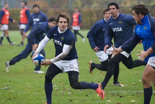 Nicolás Sánchez. El apertura tucumano sería uno de los jugadores que llegaría con Los Pumas a Santa Fe.