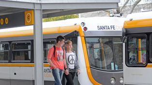 El municipio y concejales defendieron la concesión precaria del Tren Urbano