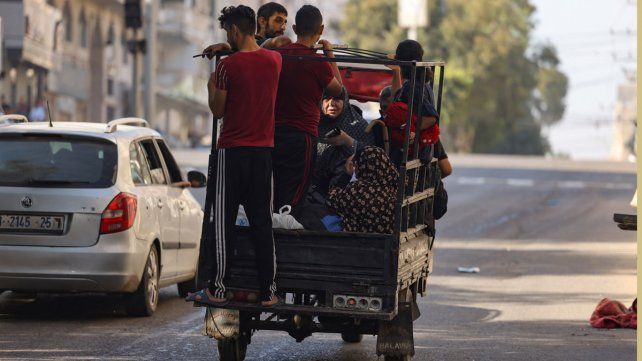 Continúa la evacuación en Gaza e Israel prepara la ofensiva terrestre. El primer ministro