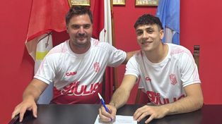 Matías Ferlini firmó contrato con el club de Rafaela a fines de 2025. El defensor venía de Sportivo Norte.