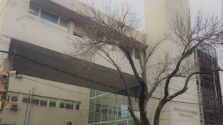 La Justicia le suspendió la telefonía celular y el carné de conducir a un padre que no paga la cuota alimentaria