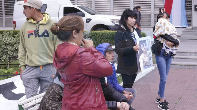 Familiares de Brian Farías, pidieron Justicia frente a Tribunales