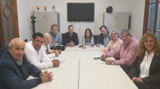 Los diputados del bloque del PJ dicen que es necesaria una reforma constitucional y propusieron un cronograma para llevarla adelante. Los diputados del bloque del PJ dicen que es necesaria una reforma constitucional y propusieron un cronograma para llevarla adelante.