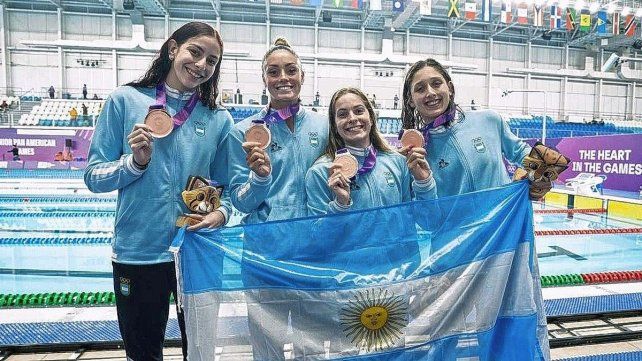 Malena Santillán consiguió su primera medalla en los Juegos Panamericanos Juveniles que se desarrollan en Asunción Malena Santillán consiguió su primera medalla en los Juegos Panamericanos Juveniles que se desarrollan en Asunción