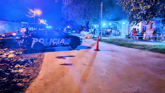 Efectivos policiales en Seguí al 8100