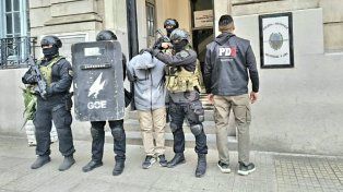 Cayó preso un hombre de 30 años por el crimen de Carlos Herrera en barrio Brigadier López