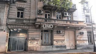 Murciélago con rabia. Comenzó el bloque sanitario en toda la zona del edificio del ex Hospital de Niños.&nbsp;