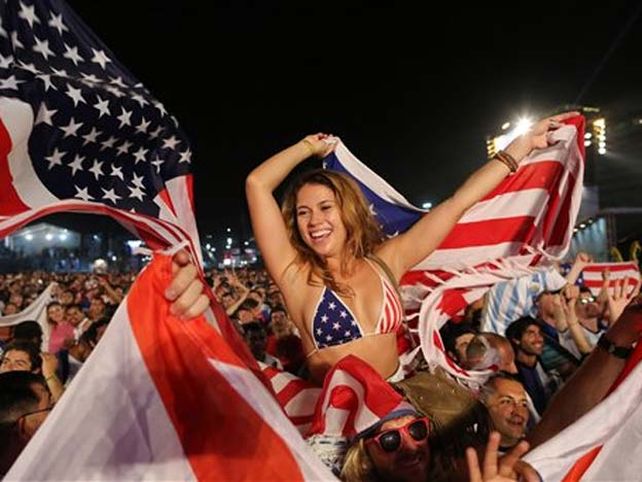 Los hinchas de Estados Unidos, como locos en Brasil