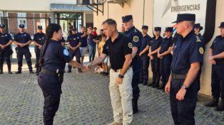 Se incorporan las primeras cuatro mujeres a la sección patrulla motorizada de la Policía.