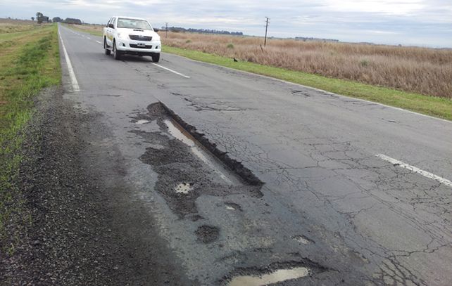 Las rutas provinciales se encuentran muy deterioradas. (Foto: archivo)