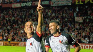 Colón demuestra eficacia dentro de las áreas y eso lo llevó a ser el único puntero en su zona.