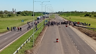 Trabajadores de Vicentin cortaron la autopista Rosario - Santa Fe