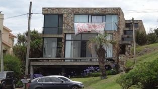 Un argentino contó en una bandera que le robaron en Uruguay