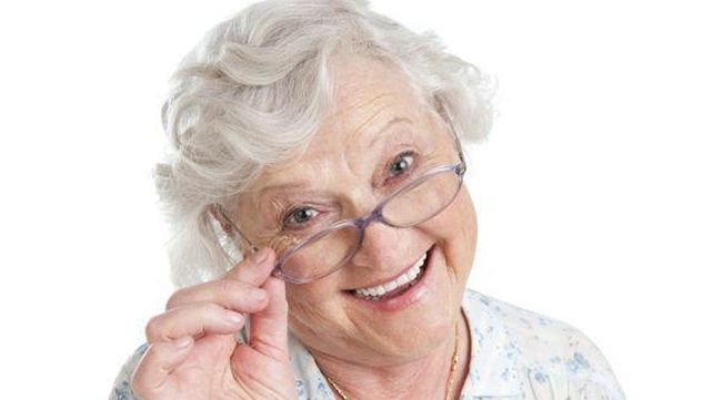 ¿Por qué este domingo se celebra el Día de la Abuela?