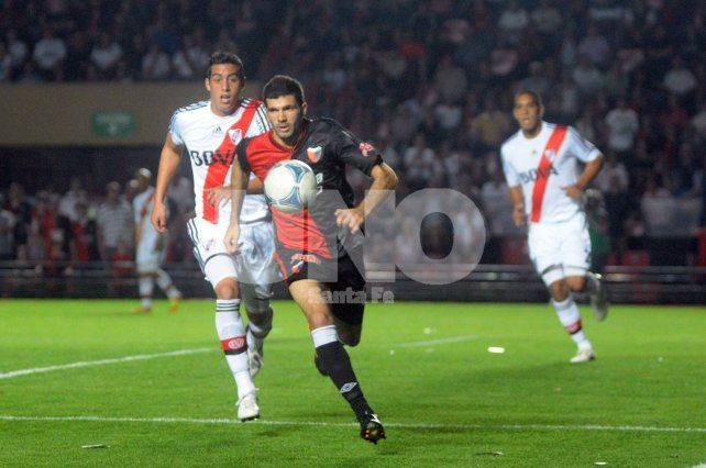 Qué chances hay de que Emmanuel Gigliotti vuelva a Colón