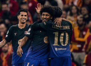El Barcelona goleó en Champions League y es uno de los líderes