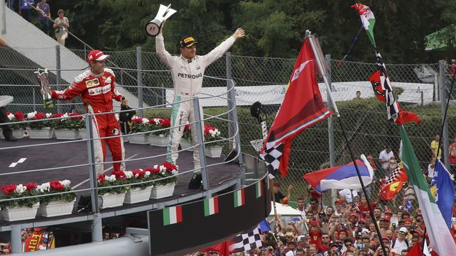 Rosberg sumó otro triunfo y se acercó a Hamilton en el campeonato de Fórmula 1