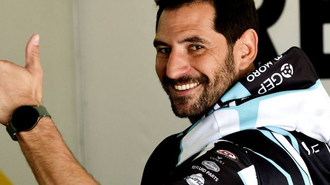 La sonrisa del experimentado piloto de Las Parejas Facundo Ardusso al llegar al Centenario de Neuquén. Tercera fecha del TC.