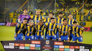 Los once de Rosario Central en la noche del Gigante de Arroyito ante Instituto.