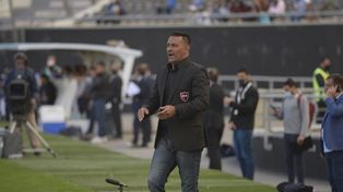 A puro grito. Gamboa, quien estuvo en la Lepra en 2021, se postuló para reemplazar a Méndez.&nbsp;