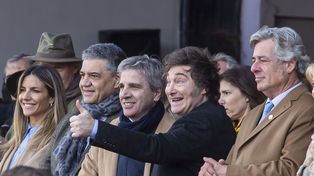 El presidente, Javier Milei, y el ministro de Economía, Luis Caputo, avanzan con una baja temporaria de las retenciones para obtener dólares