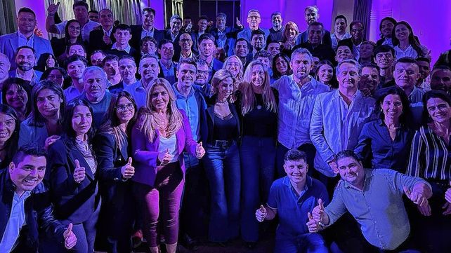 Karina Milei presentó a los candidatos de La Libertad Avanza en Santa Fe Karina Milei presentó a los candidatos de La Libertad Avanza en Santa Fe
