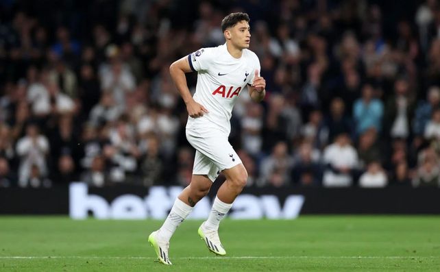 Alejo Veliz marcó un gol en Tottenham