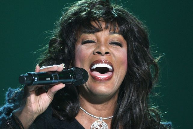 Tras una batalla contra el cáncer, murió Donna Summer a los 63 años