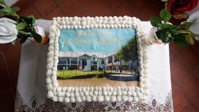 Festejos por los 100 años de la escuela del Charigüé, una historia escrita al otro lado del río