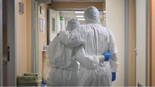 Una jueza admitió una pensión adicional para la viuda de un enfermero muerto por Covid-19