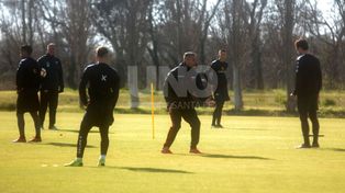 Lavallén probó el equipo para la revancha ante Argentinos