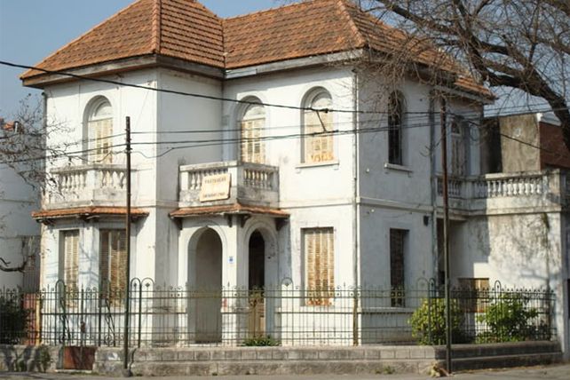 La casa embrujada santafesina una gran controversia en las redes sociales