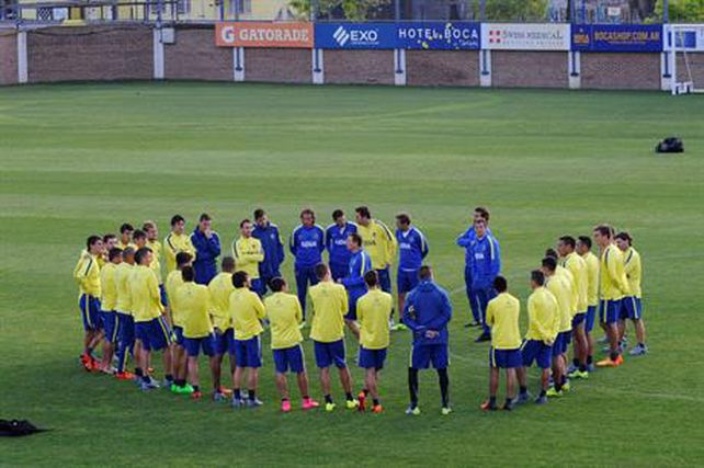 Concentrados. Arruabarrena viajó con un plantel de 19 jugadores .