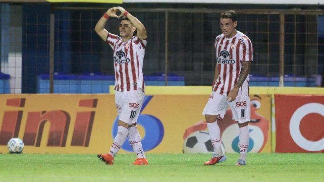 Instituto venció 2 a 0 a Defensa y Justicia en Córdoba.
