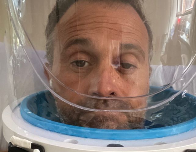 Sergio Lapegüe pidio ayuda a los santos del cielo en un posteo en Instagram