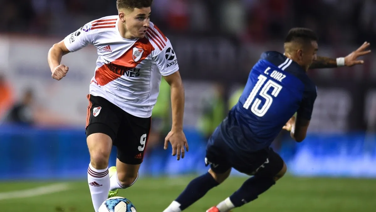 River y Talleres juegan una final anticipada en Córdoba