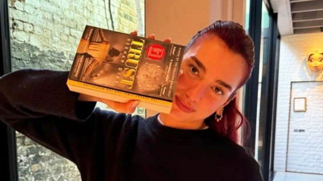 La novela Fortuna de Heránn Díaz&nbsp; mereció elogios de la estrella del pop Dua Lipa