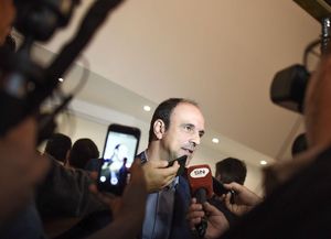 Hay que dejar la reforma para otro momento y ocuparse de los problemas urgentes