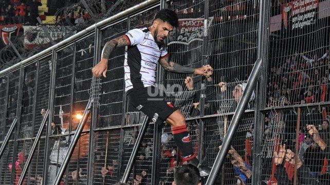 Javier Toledo, en alerta en Colón con San Telmo en el horizonte
