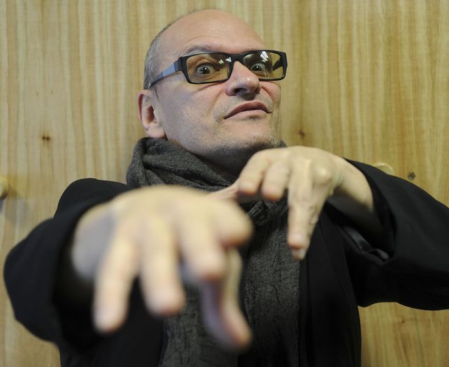 sitcom argentina. Carlos Belloso encarna a Lombardi