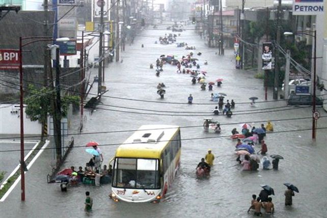 Suman 653 los muertos y 808 desaparecidos por las inundaciones en Filipinas