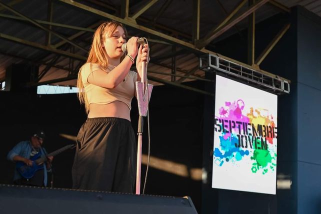Villa Gobernador Gálvez celebra septiembre con actividades para jóvenes