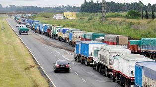 Los transportistas rurales anunciaron un paro por tiempo indeterminado