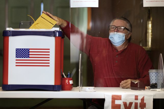 En peligro. Voto anticipado en el estado de Massachussets.