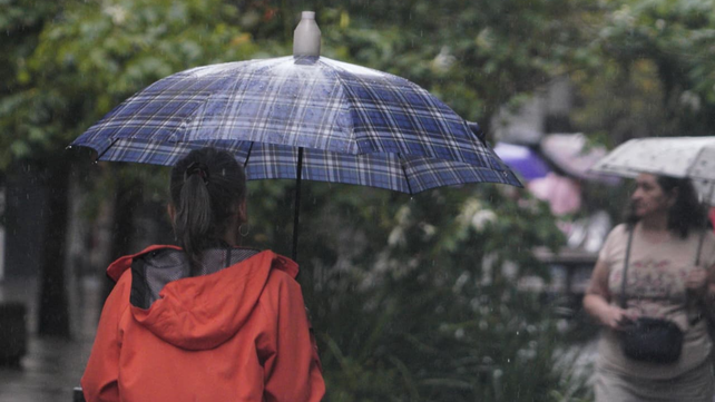 Las lluvias estarán presentes en Rosario durante el fin de semana largo