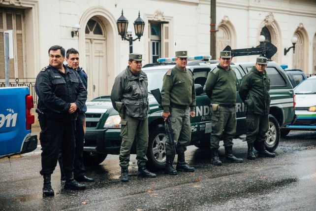 Causa Bailaque: Gendarmería Nacional allanó en Santa Fe la escribanía del abogado y operador judicial Santiago Busaniche Causa Bailaque: Gendarmería Nacional allanó en Santa Fe la escribanía del abogado y operador judicial Santiago Busaniche