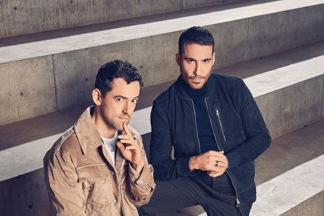 Luis Gerardo Méndez y Miguel Angel Silvestre.