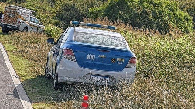 Despiste en Ruta 12: Bomberos Voluntarios de Cerrito rescataron a una conductora.